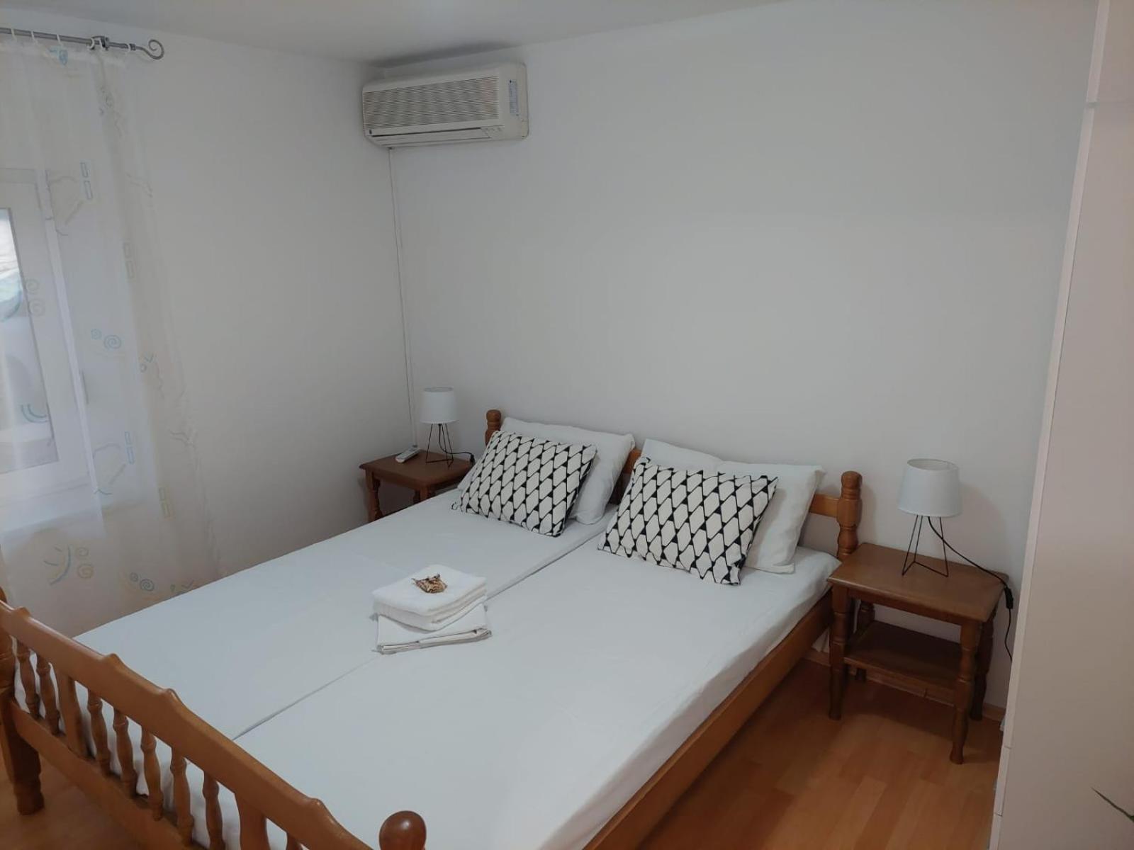 Apartman Luka Кленовица Екстериор снимка