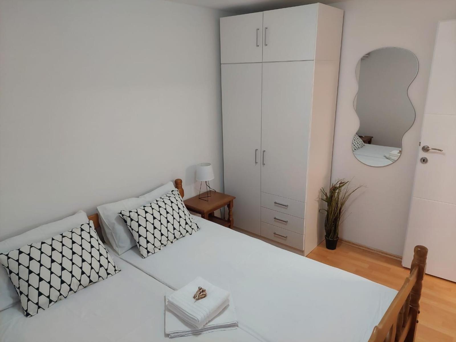 Apartman Luka Кленовица Екстериор снимка